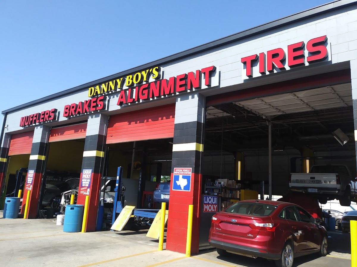 Danny Boy's Arlington auto repair location
